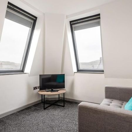 Modern 1 Bed Budget Apartment In Central هاليفاكس المظهر الخارجي الصورة