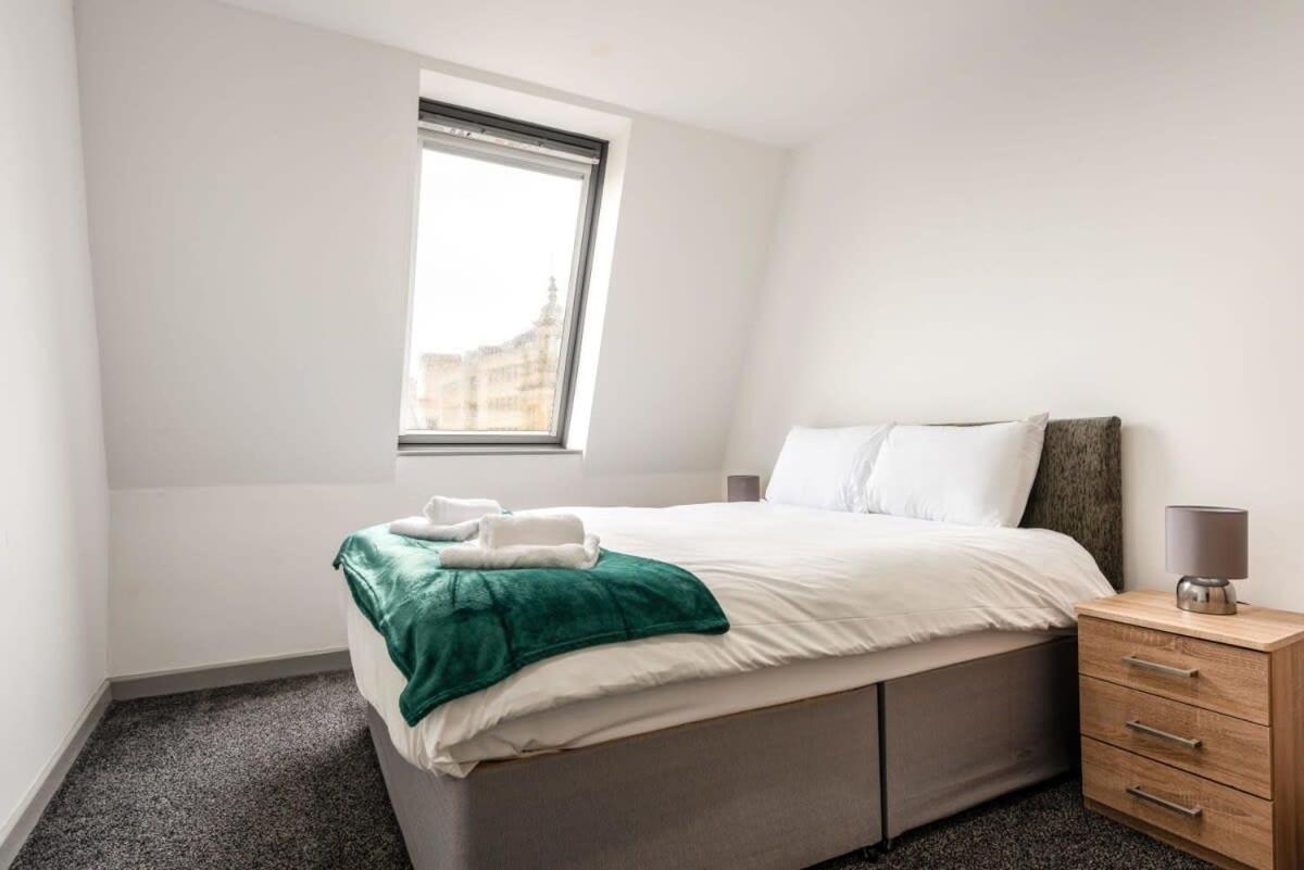 Modern 1 Bed Budget Apartment In Central هاليفاكس المظهر الخارجي الصورة